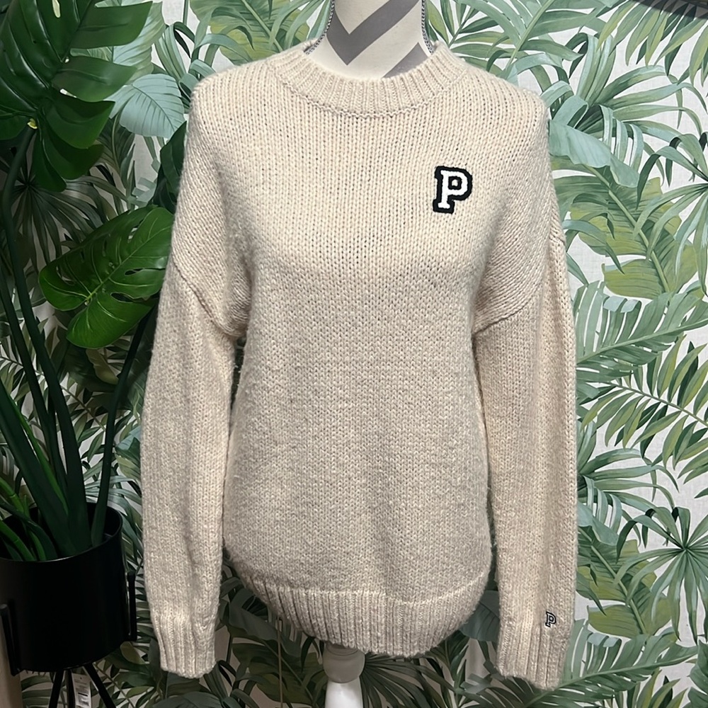 Victoria secret pink boyfriend sweater